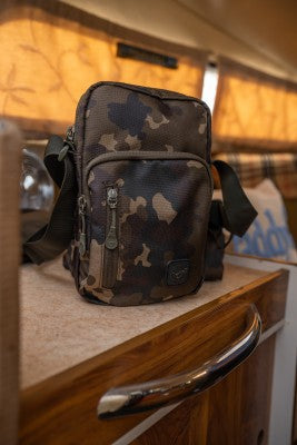 Korda Compac Essentials bag Dark Camo