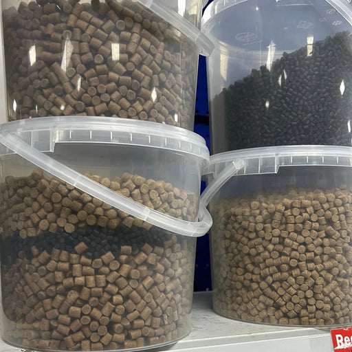 Reelfishing Clear Bucket with 3KG Loose Pellet NEW