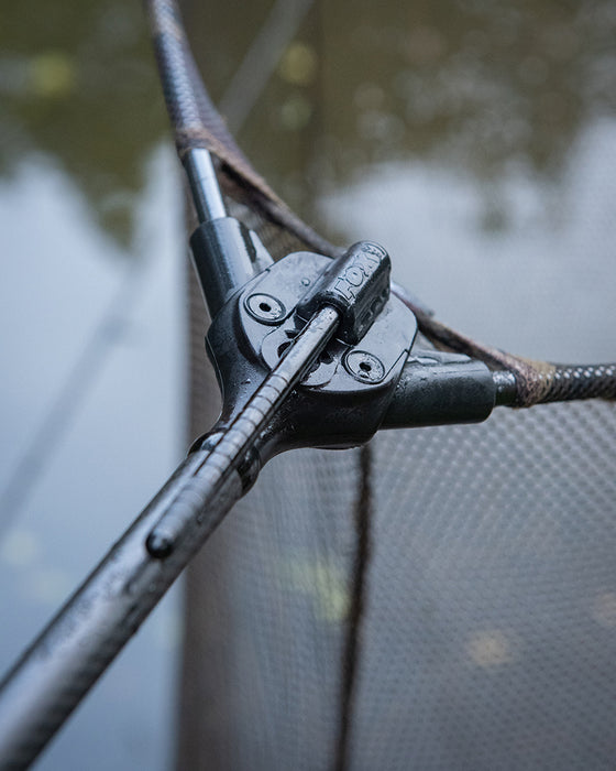 Fox Lever Lock Specimen landing net.