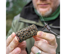 Korum River Cage Feeder Reelfishing